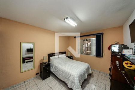 Casa à venda com 500m², 5 quartos e 4 vagas Casa à venda com 500m², 5 quartos e 4 vagasQuarto