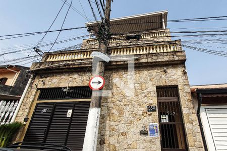 Casa à venda com 500m², 5 quartos e 4 vagas Casa à venda com 500m², 5 quartos e 4 vagasFachada