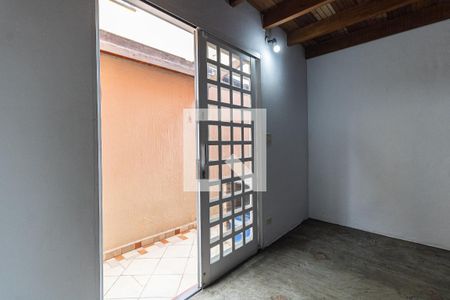 Sala 2 de casa à venda com 2 quartos, 95m² em Vila Brasílio Machado, São Paulo