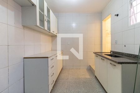 Casa à venda com 95m², 2 quartos e 2 vagasCozinha da Edícula