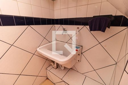 Casa à venda com 95m², 2 quartos e 2 vagasLavanderia