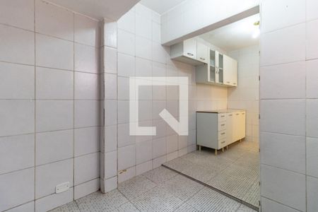 Casa à venda com 95m², 2 quartos e 2 vagasCozinha da Edícula