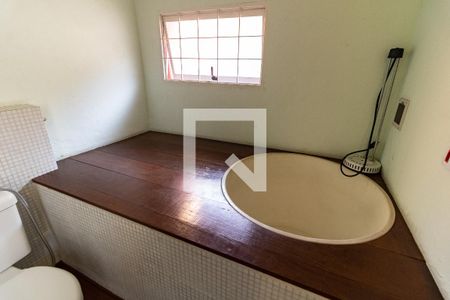 Casa à venda com 95m², 2 quartos e 2 vagasBanheiro da Suíte 