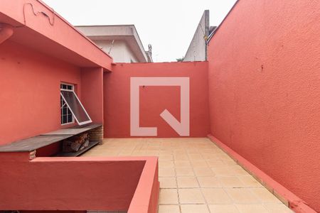 Casa à venda com 95m², 2 quartos e 2 vagasQuintal