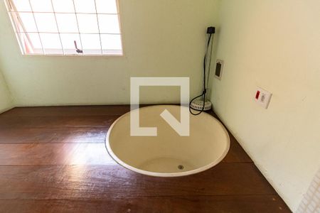 Casa à venda com 95m², 2 quartos e 2 vagasBanheiro da Suíte 