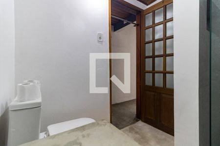 Casa à venda com 95m², 2 quartos e 2 vagasBanheiro Social