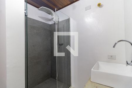 Casa à venda com 95m², 2 quartos e 2 vagasBanheiro Social