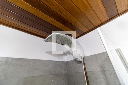 Casa à venda com 95m², 2 quartos e 2 vagasBanheiro Social