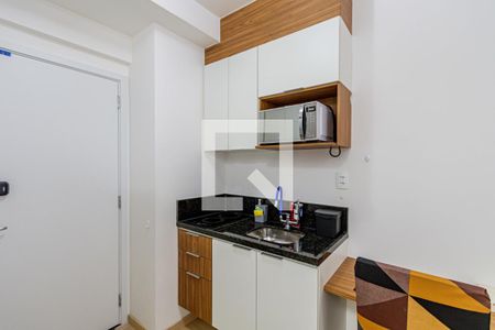 Sala/cozinha de apartamento para alugar com 1 quarto, 32m² em Pompeia, São Paulo