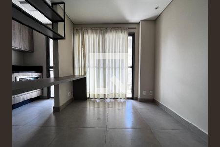 Sala de apartamento para alugar com 1 quarto, 45m² em Cambuí, Campinas