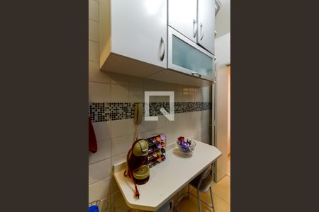 Cozinha  de apartamento para alugar com 2 quartos, 48m² em Limão, São Paulo