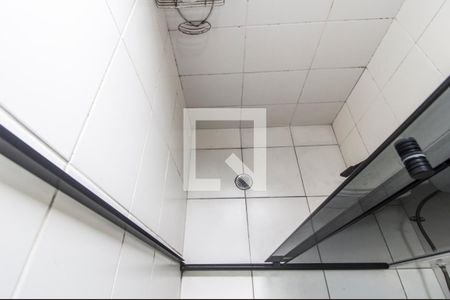 Apartamento à venda com 51m², 2 quartos e 1 vagaDetalhe do banheiro