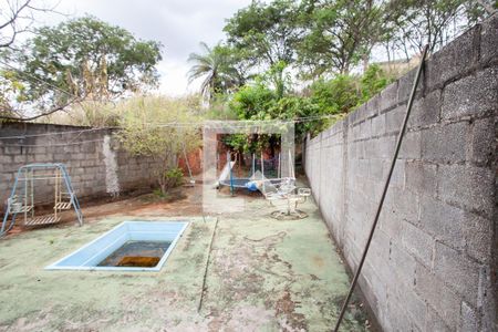 Casa para alugar com 102m², 3 quartos e 1 vagaQuintal