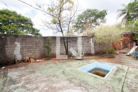 Casa para alugar com 102m², 3 quartos e 1 vagaQuintal