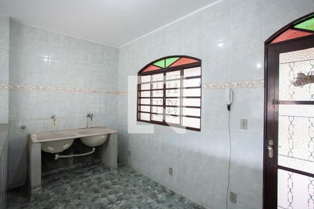 Casa para alugar com 102m², 3 quartos e 1 vagaÁrea de Serviço