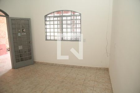 Sala de casa para alugar com 3 quartos, 120m² em Recanto das Emas, Brasília