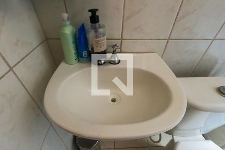 Banheiro - torneira de apartamento à venda com 2 quartos, 43m² em Betim Industrial, Betim