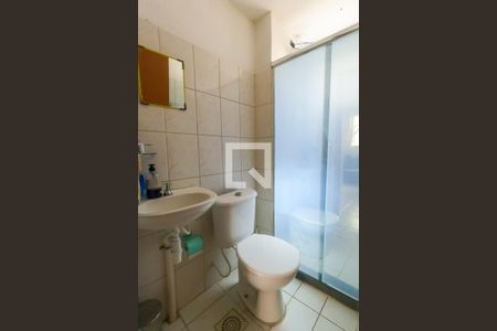 Banheiro de apartamento à venda com 2 quartos, 43m² em Betim Industrial, Betim
