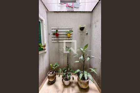 Casa de condomínio para alugar com 45m², 2 quartos e sem vagaÁrea de Serviço