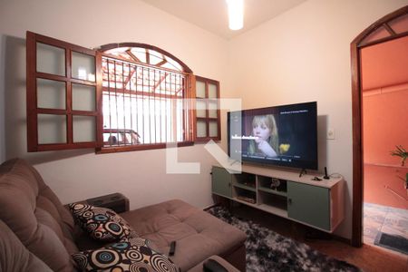 Sala de casa para alugar com 2 quartos, 90m² em Jardim Leblon, Belo Horizonte