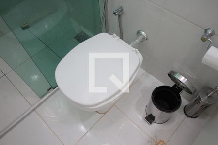 Casa à venda com 220m², 4 quartos e 2 vagasBanheiro Social