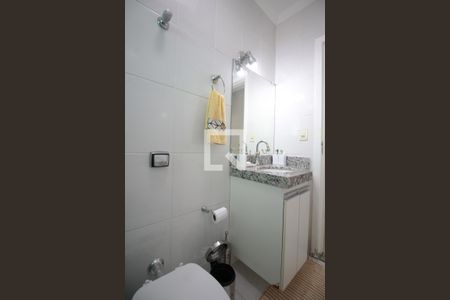 Casa à venda com 220m², 4 quartos e 2 vagasBanheiro Social