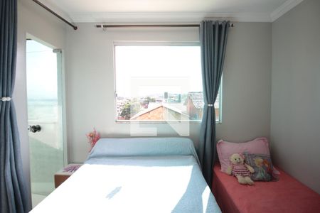 Casa à venda com 220m², 4 quartos e 2 vagasSuite 2