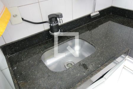 Casa à venda com 220m², 4 quartos e 2 vagasCozinha