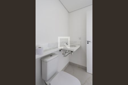 Apartamento à venda com 66m², 3 quartos e 2 vagas Apartamento à venda com 66m², 3 quartos e 2 vagasBanheiro da Suíte