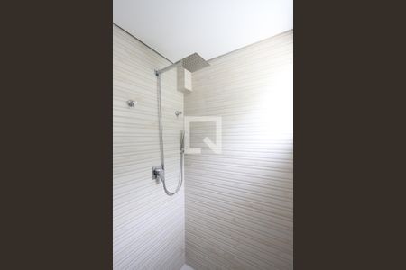 Apartamento à venda com 66m², 3 quartos e 2 vagas Apartamento à venda com 66m², 3 quartos e 2 vagasBanheiro da Suíte