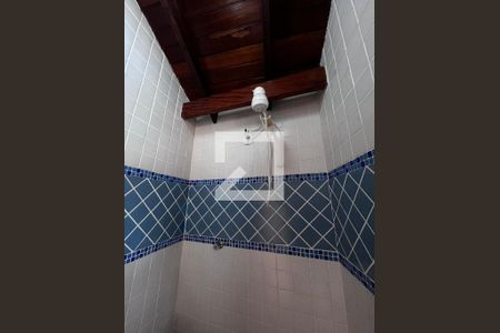 Casa à venda com 352m², 4 quartos e 4 vagasBanheiro