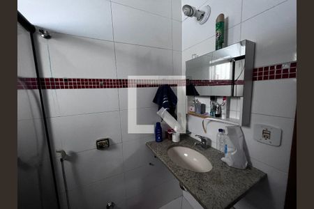 Casa à venda com 352m², 4 quartos e 4 vagasBanheiro