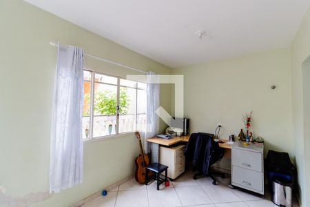 Casa à venda com 290m², 3 quartos e 8 vagasÁrea de Serviço