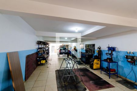 Casa à venda com 290m², 3 quartos e 8 vagasGaragem