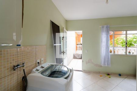 Casa à venda com 290m², 3 quartos e 8 vagasÁrea de Serviço