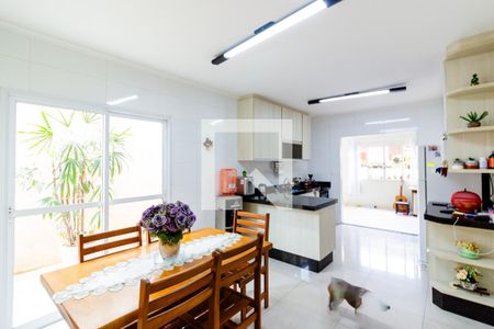 Casa à venda com 290m², 3 quartos e 8 vagasCozinha