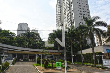 Apartamento à venda com 185m², 3 quartos e 3 vagasFachada e portaria