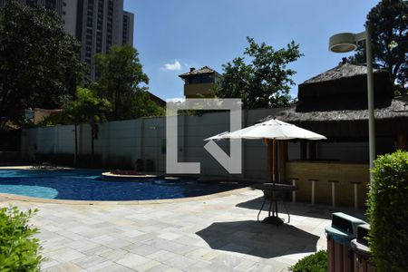 Apartamento à venda com 185m², 3 quartos e 3 vagasÁrea comum - Piscina