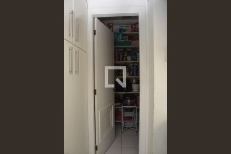 Apartamento à venda com 185m², 3 quartos e 3 vagasDespensa