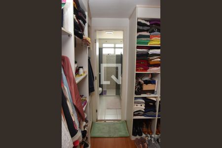 Apartamento à venda com 185m², 3 quartos e 3 vagasCloset da suíte 1