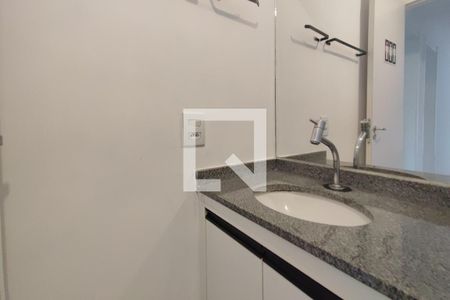 Banheiro Social de apartamento à venda com 2 quartos, 47m² em Jardim Samambaia, Campinas