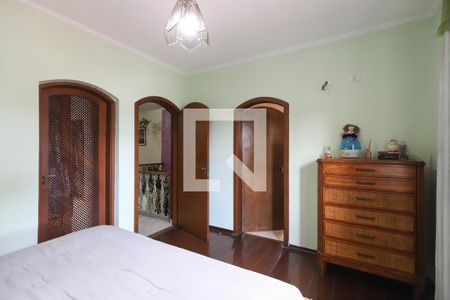 Casa para alugar com 250m², 4 quartos e 4 vagasSuíte 2