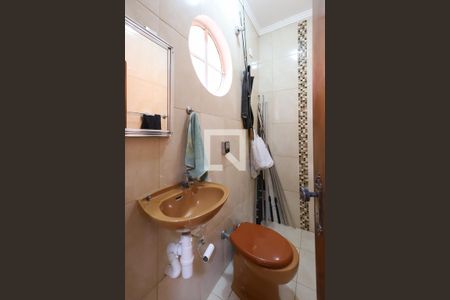 Casa para alugar com 250m², 4 quartos e 4 vagasBanheiro de serviço