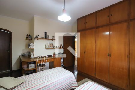 Casa para alugar com 250m², 4 quartos e 4 vagasSuíte 1