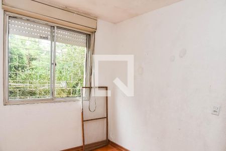 Quarto 2 de apartamento para alugar com 2 quartos, 53m² em Jardim Itu, Porto Alegre