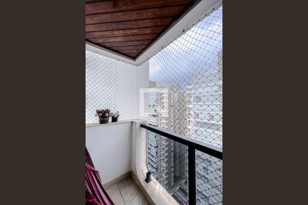 Apartamento à venda com 200m², 3 quartos e 3 vagasVaranda do Quarto 1 