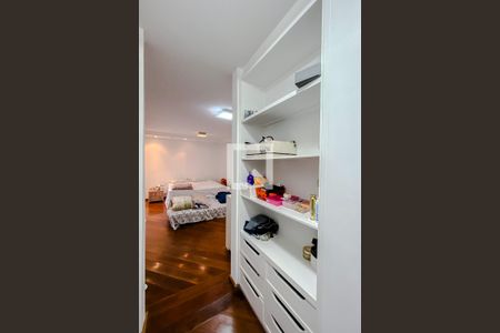 Apartamento à venda com 200m², 3 quartos e 3 vagasCloset do Quarto 3 