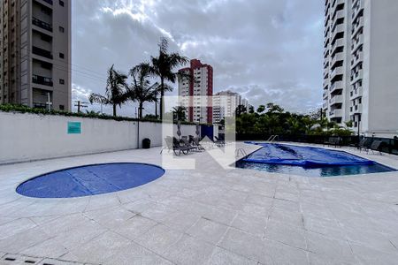 Apartamento à venda com 200m², 3 quartos e 3 vagasÁrea comum - Piscina