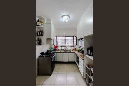 Apartamento à venda com 200m², 3 quartos e 3 vagasCozinha