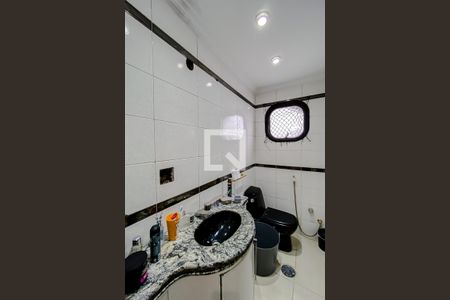 Apartamento à venda com 200m², 3 quartos e 3 vagasBanheiro do Quarto 2